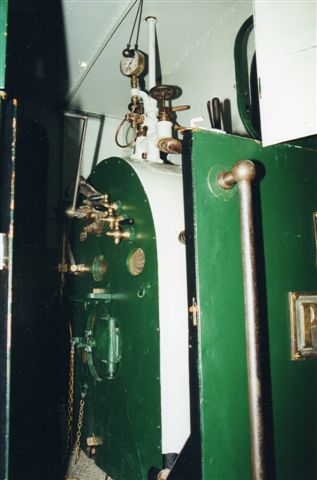 På museet står Pioner, men man kan ikke komme på afstand uden specialudstyr. 2000. Maskinen er "designmalet." Foto Sigurdur Gudjonsson.