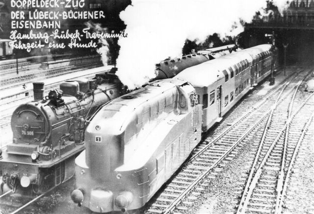 Lübeck - Büchen Eisenbahngesellschaft, Lok 1, Henschel 1935. Der er tale om et forklædt damplokomotiv, der blandt køret badegæster til Travemünde i to-etages vogne, der i øvrigt endnu er bevarede. 74'eren er efter nummeret at dømme Fra DRG, selv om LBE også havde 74'ere. Postkort formentlig fra Hamborg 1935. nationaliseringen. Jeg tror nu, det er en DRG
