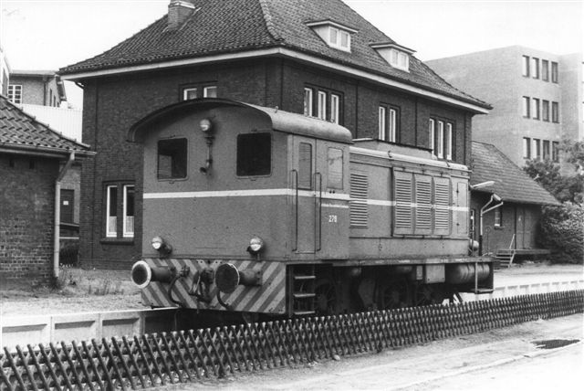 BHE 276, Schwarzkopf 11449/1941 360 hk. Den var oprindeligt et Værnemagts V36. Den holdt i Buxtehude i 1984.