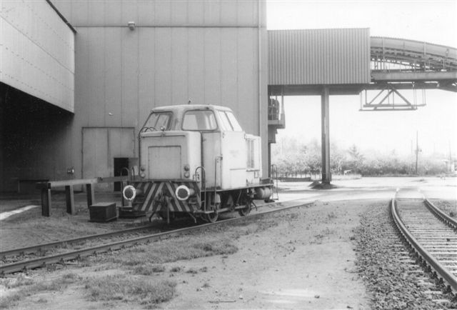 I 1986 stod der endnu inde på værket et rigtigt lokomotiv, Hansaport 5, MaK uden data. Den var henstillet.