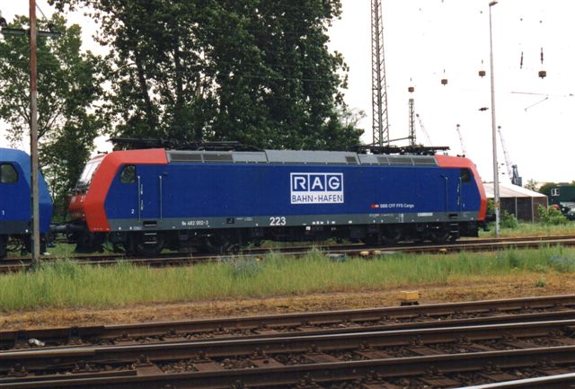 RAG 223. Bemærk, at lokomotivete r lejet fra SBB, schweiziske Forbubdsbaner. 2005.