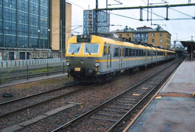 Vesttrafik X11 3207. Göteborg C 2011. Da var det DSB First, der kørte togene.