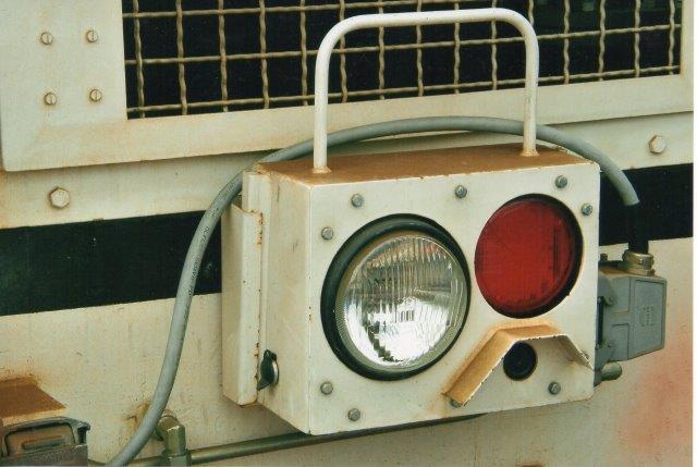 Et flytbart modul indeholdende frontlys, slutlys og tvoptager, så føreren på en skærm i lokomotivet kan skubbe et tog og alligevel se, hvor langt han er kommet. 2007.