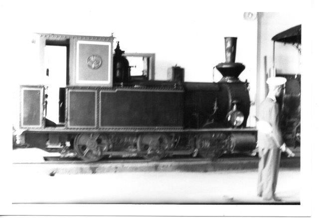 Ulricehamns Järnväg 1, Fletcher Jennings ?/1873. 1982 til Skara efter tjeneste ved forskellige industribaner.